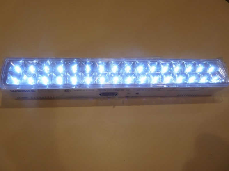 Luz de Emergencia 32 Leds